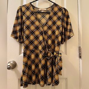 Michael Kors Blouse 💛